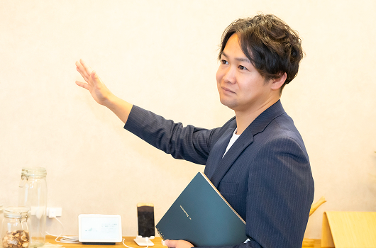 住宅会社と誠実で評価の高い担当者をご紹介可能